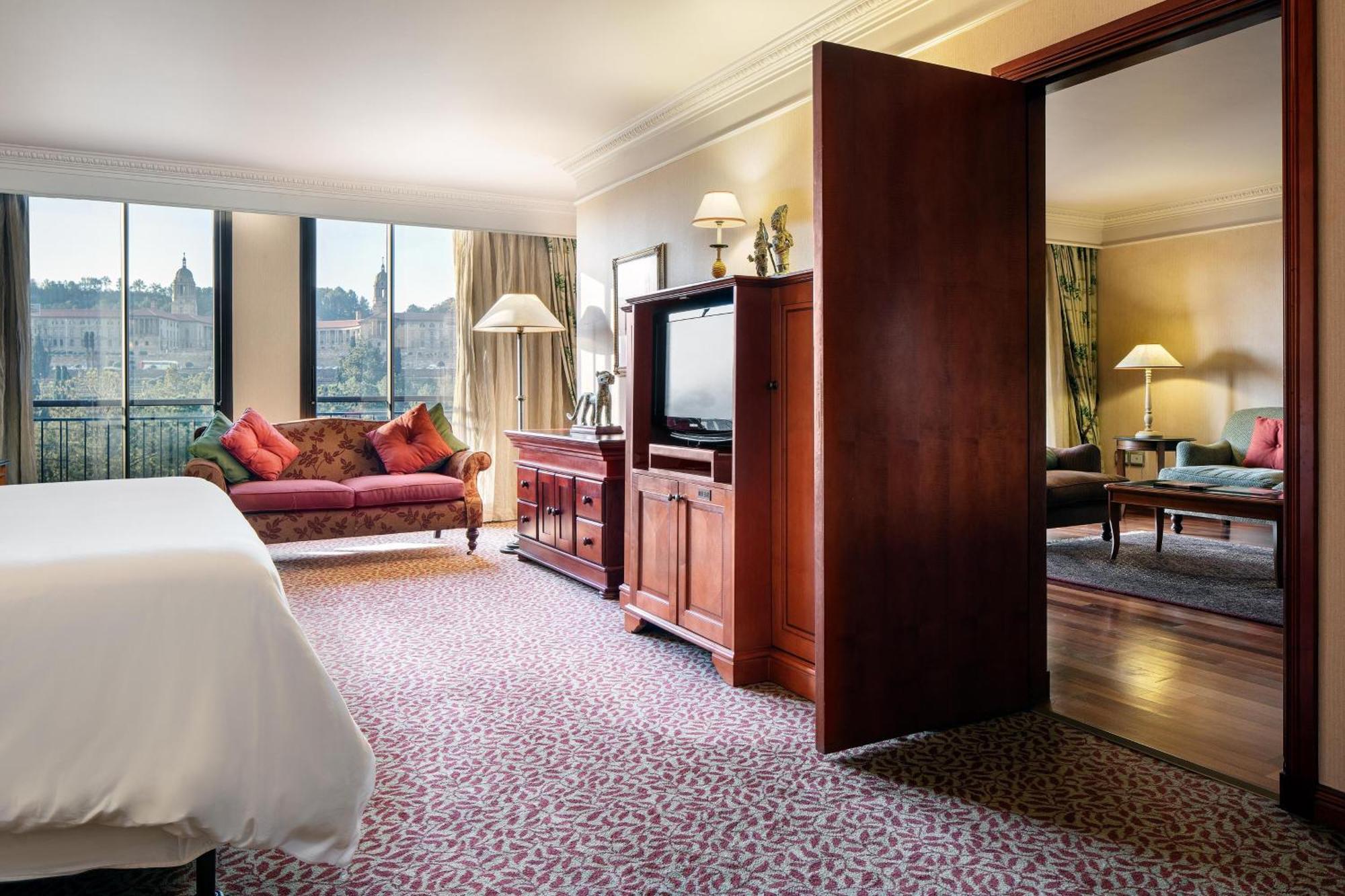 Ct Hotel Pretoria-Noord Eksteriør bilde A room at the hotel