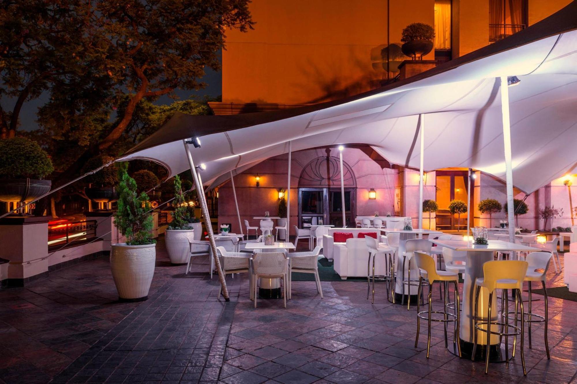 Ct Hotel Pretoria-Noord Eksteriør bilde The Terrace at the Hotel