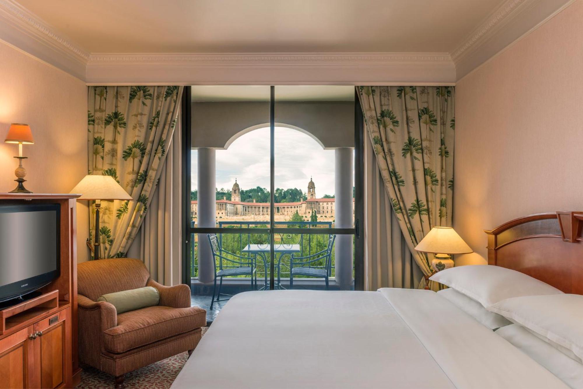 Ct Hotel Pretoria-Noord Eksteriør bilde A guest room at the Hilton Pretoria